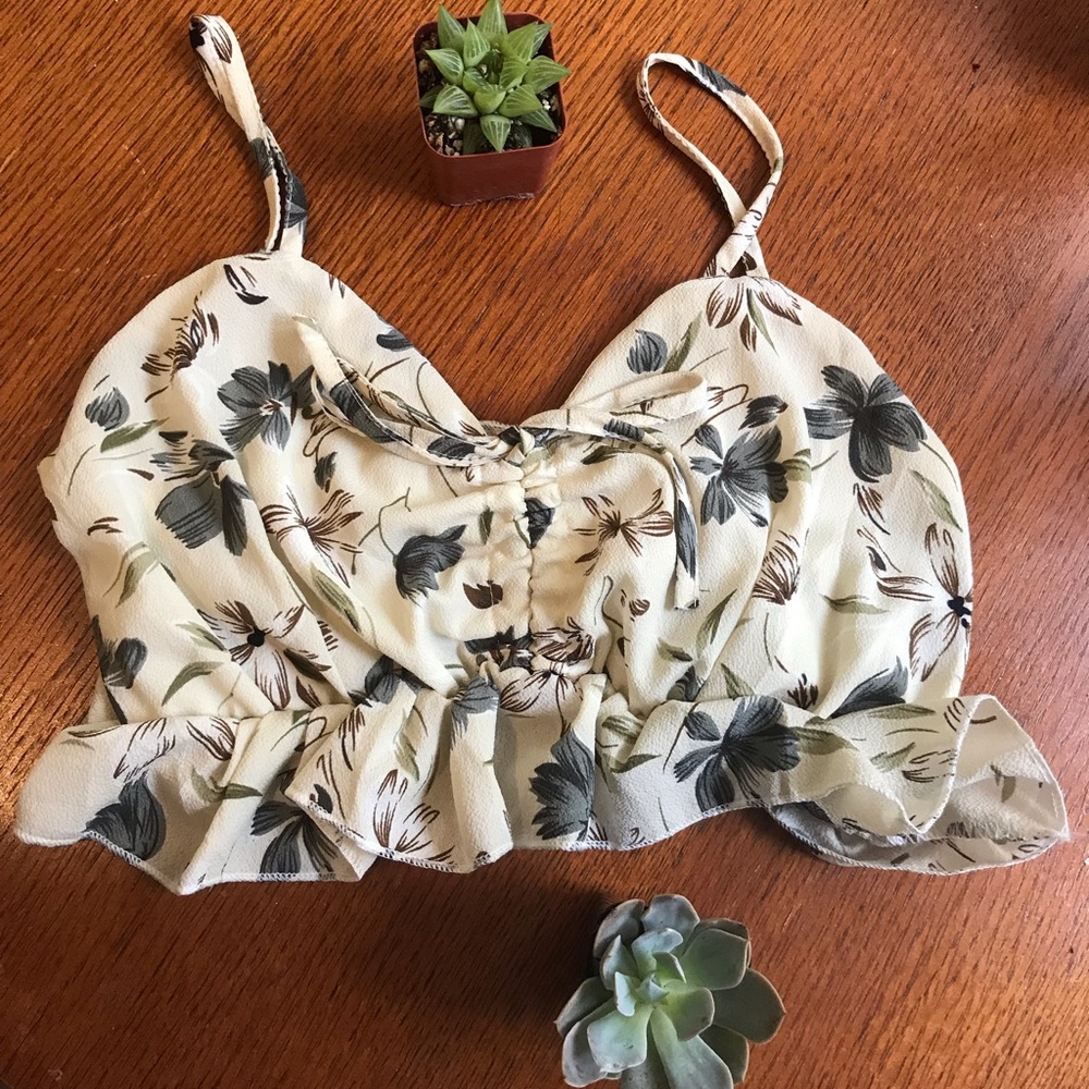 Cream floral crop cami and ruffle shorts set